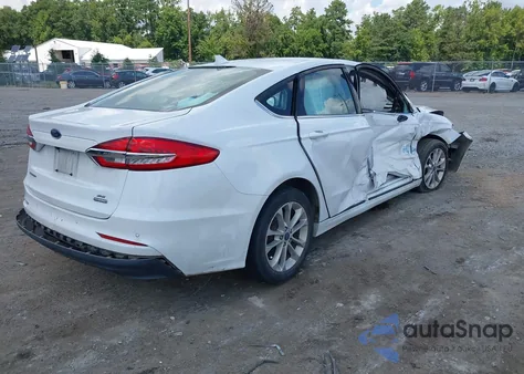 2020 Ford Fusion Hybrid Se from USA, damaged, VIN 3FA6P0LU9LR173434